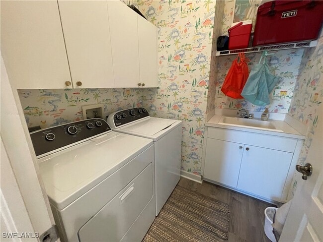 Building Photo - 2377 Ravenna Blvd Unit 202 Rental