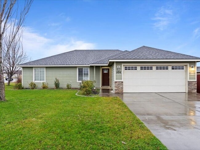 Photo - 506 Manzanita Ln