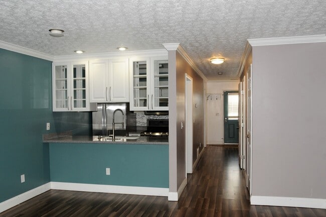Photo - 4705 Athalia Dr