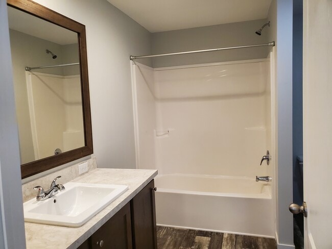 Photo - 29 Mockingbird Hill Dr