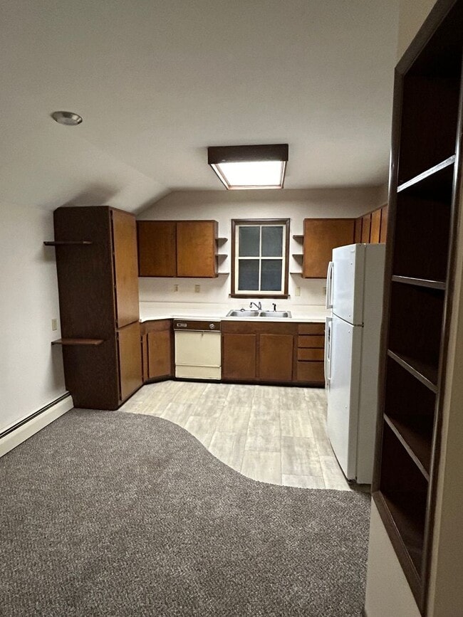 Photo - 121 Chestnut St Unit 121 1/2 Chestnut St UP