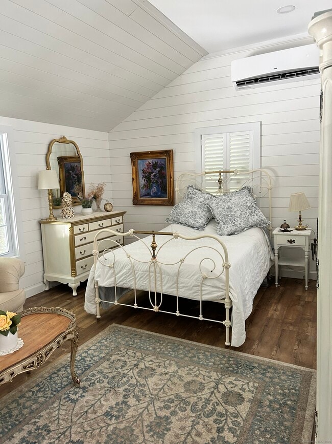 Photo - 290 Hamburg Rd