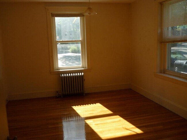 Photo - 233 Freeman St Condo Unit 2