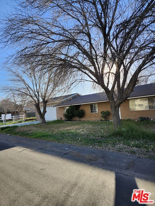 Building Photo - 40607 166th St E