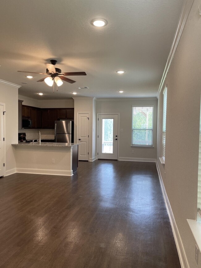 Photo - 2202 Sandlewood Cv