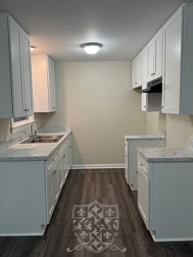 Photo - 2316 Woodridge Dr