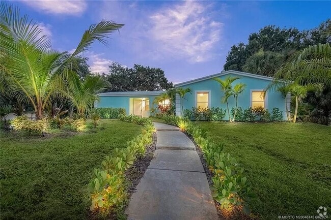Building Photo - 7492 SW 40th Ter Rental