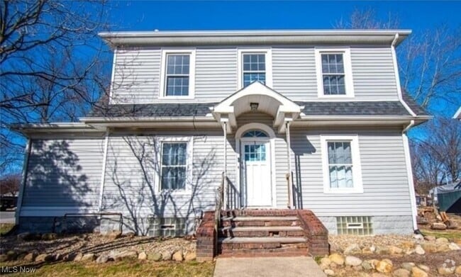 Building Photo - 2753 Canfield Rd Rental