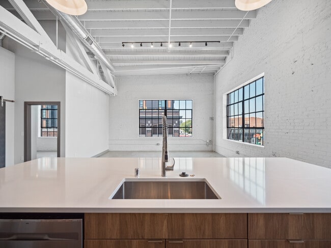 Photo - Lolo Lofts - Mixed use