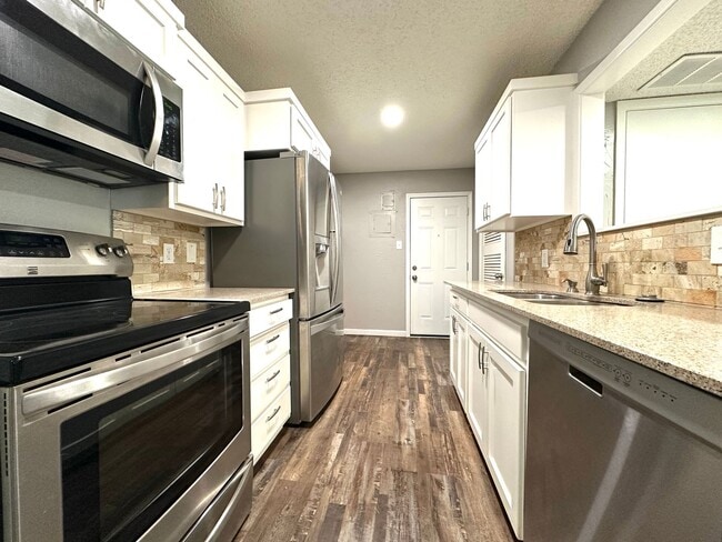 Photo - 6911 Gary Ave