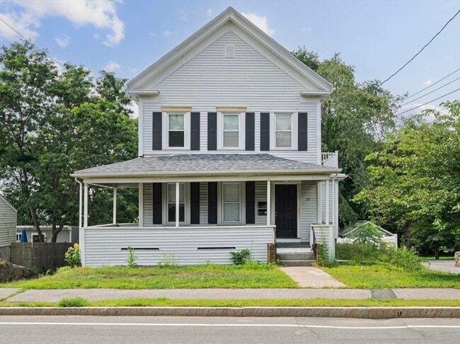 Building Photo - 167 Middle St Unit 2