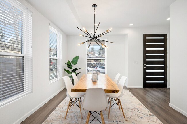 Photo - Spacious 5-Bedroom Duplex in Denver Near Sloan’s Lake