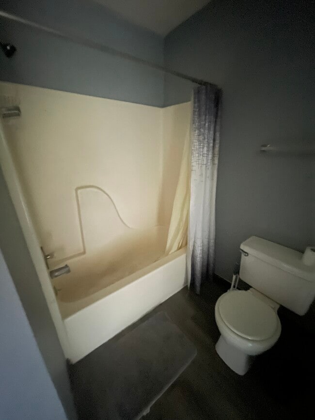 Photo - 113 Meadowgreen Unit 22
