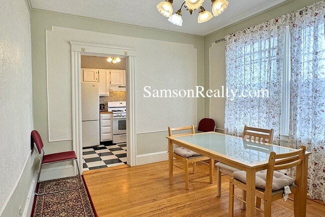 Photo - 96 Medway St Unit 11