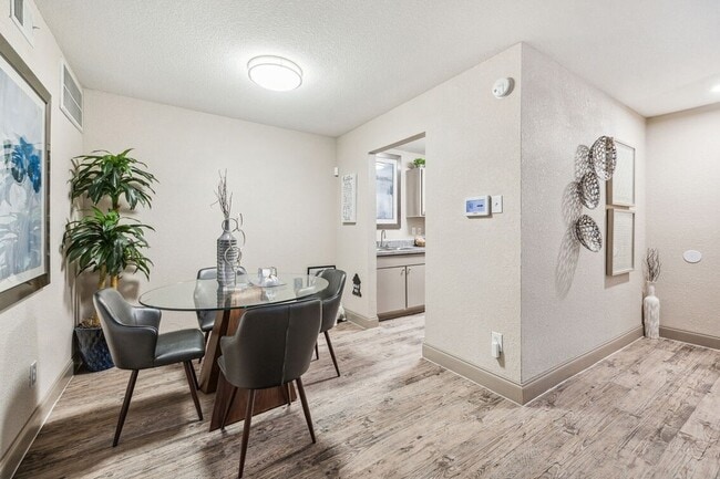 Photo - 10751 Meadowglen Ln Unit Kate