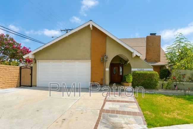 Photo - 11500 Cozumel St House