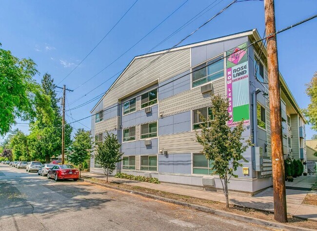 Building Photo - CORNI01 Unit 308