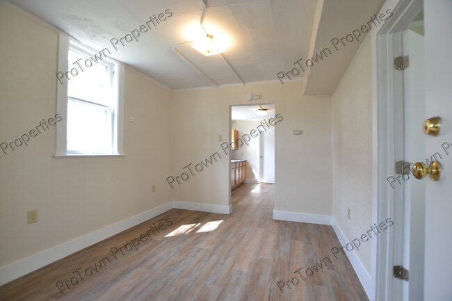 Photo - 835 N Broadway St Unit 1