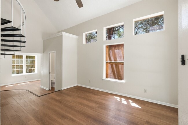 Photo - 5515 Strack Rd Unit 105