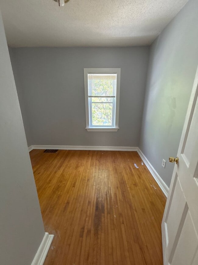 Photo - 2212 6th St NE Unit 2212 6th Street NE: -2