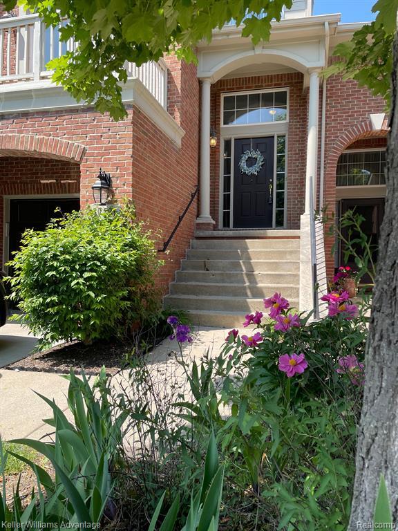 Photo - 37536 Newburgh Park Cir