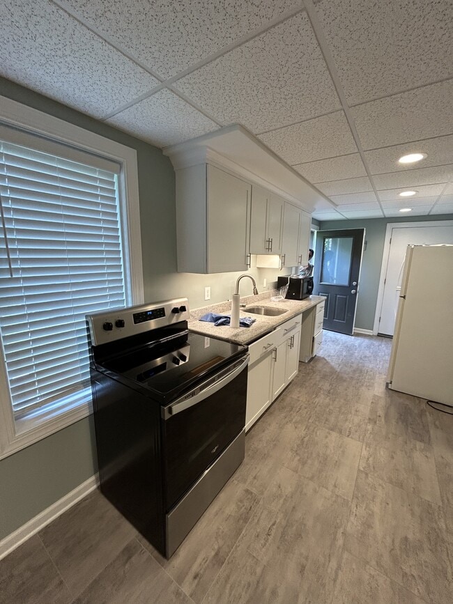 Building Photo - 4904 Mountain Laurel Dr Rental