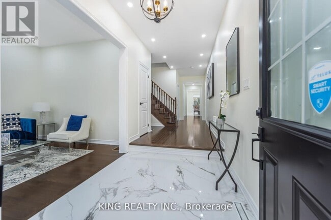 Photo - 52 Haverstock Cres