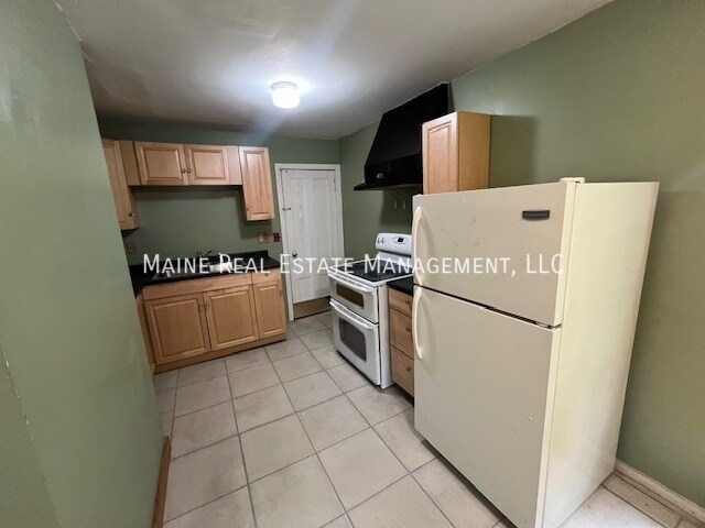 Photo - 76 Patten St Unidad 2