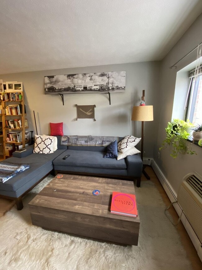 Photo - Allston 1 Bed – Heat & Hot Water Included – Elevator – 9/1 Move-In