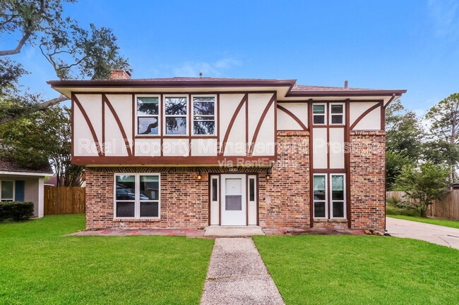 Building Photo - 826 Bradwell Dr Rental