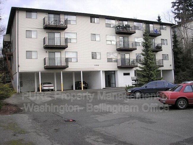 Photo - 1252 Nevada St Unidad #103 Rental
