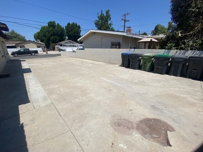 Photo - Recently remodeled 2 bed, 1 bath Condo in Central Simi Valley