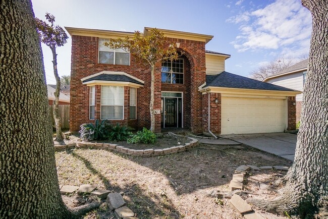 Photo - 822 Hyacinth Pl