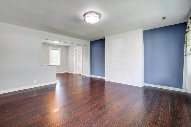 Photo - 229 Jean Wells Dr