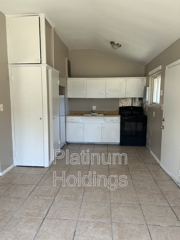 Building Photo - 1043 Neville Ave Rental