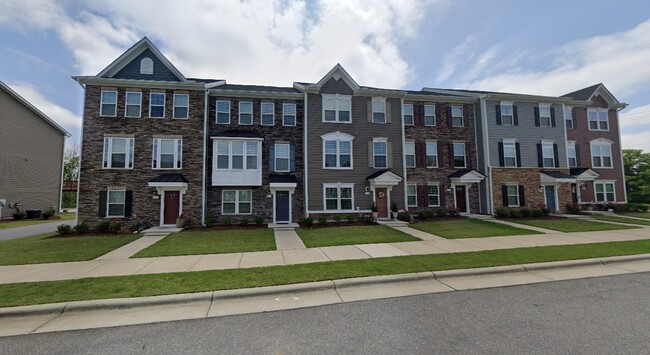 Photo - 1087 Branch Line Ln Townhome