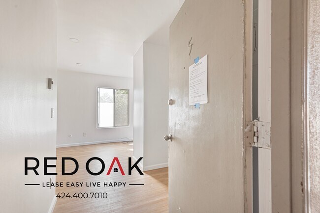 Photo - ~1 Month FREE~ Remarkable Studio with Load... Unit 5