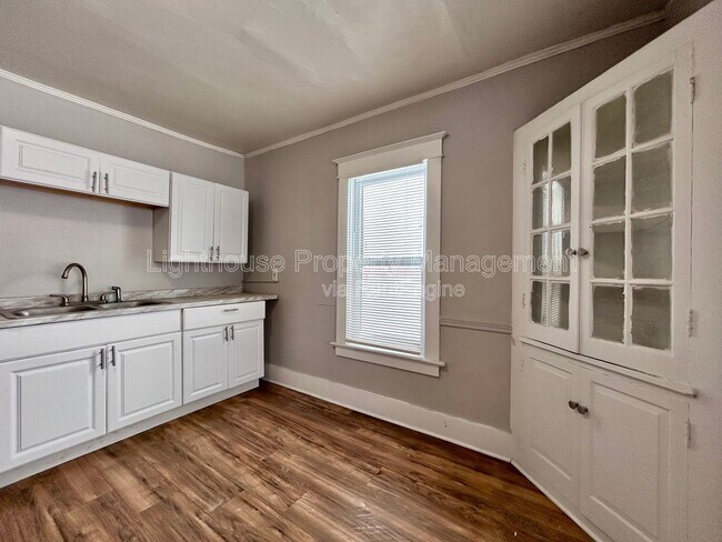 Photo - 2513 Sanford St Unidad 1