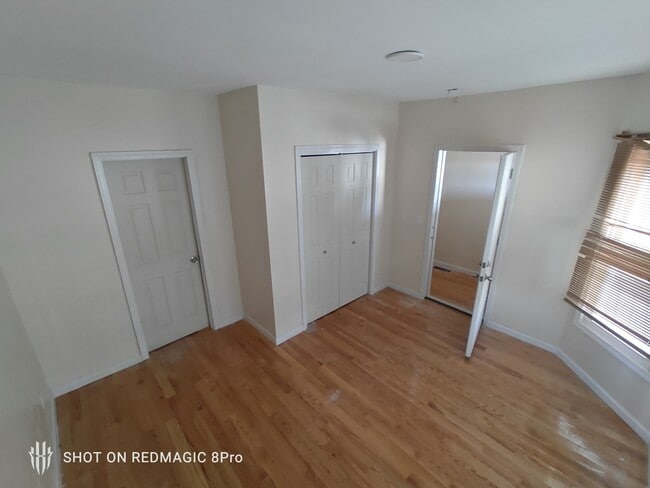 Photo - 105 Easton Ave Unidad 1