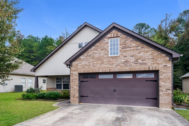 Photo - 141 Stonebriar Dr