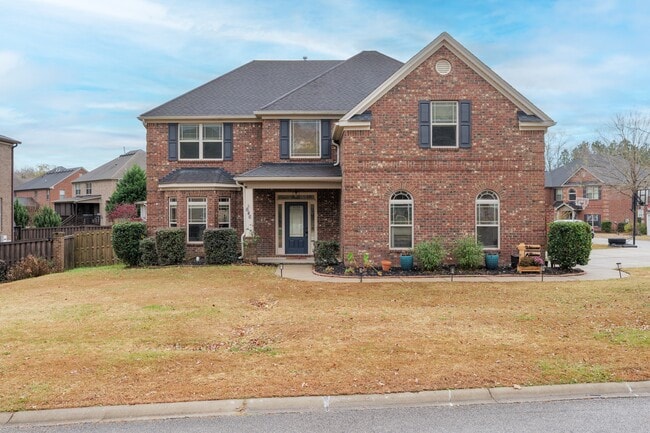 Building Photo - 646 Village Market Dr