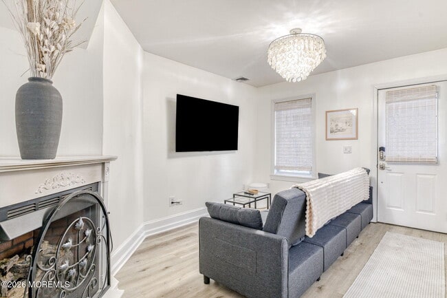 Photo - 132 Heck Ave