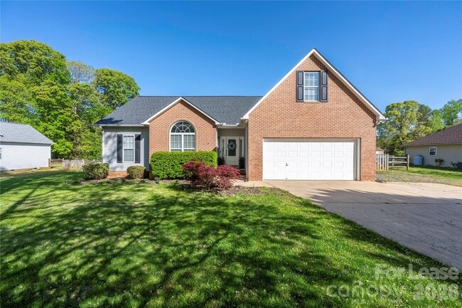 Building Photo - 150 State Park Rd