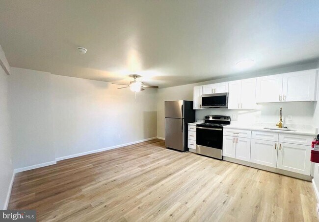 401 Blue Bell Rd