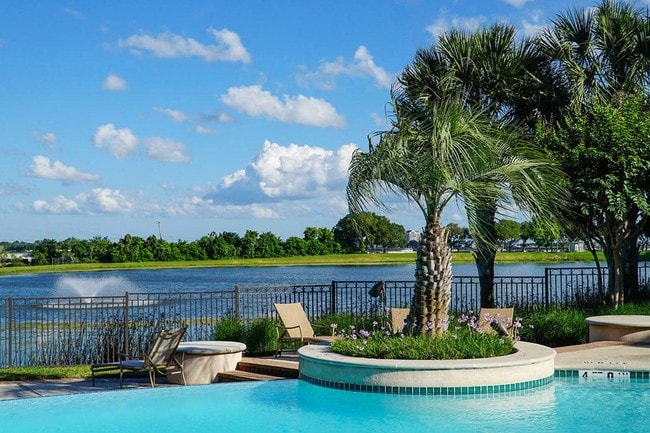 Pool overlooking the lake - Village on the Lake Rental