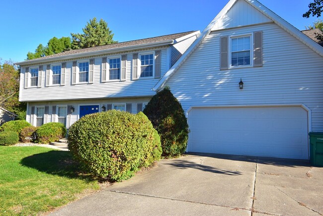 Large executive home in Granger IN - Large executive home in Granger IN