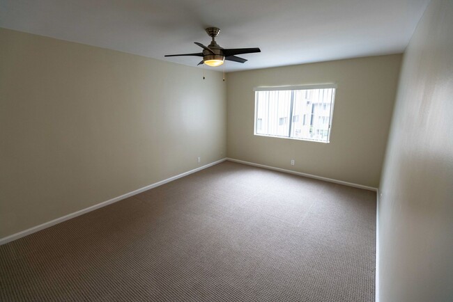 Photo - 7244 Hillside Ave Apartments