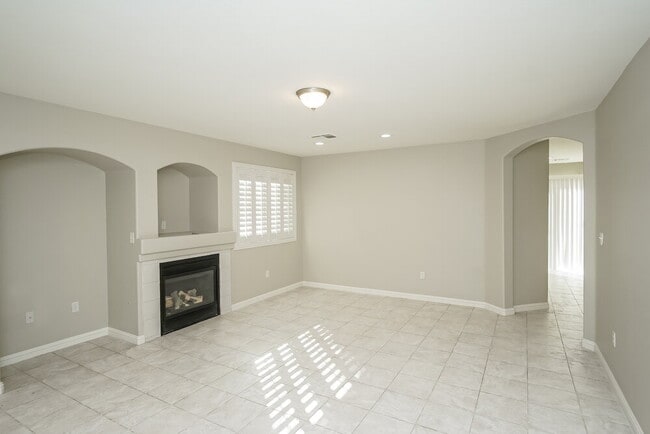 Photo - 9281 Hainsworth Ave