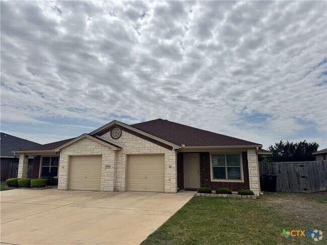 Building Photo - 4606 Cambridge Dr Rental