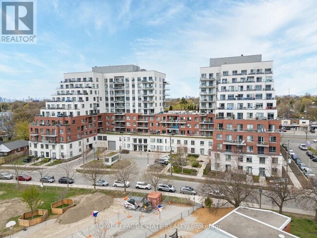 Photo - 22 E Haven Dr Unité 501